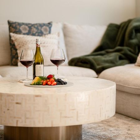 Luxurious Central City Living 크라이스트처치 외부 사진